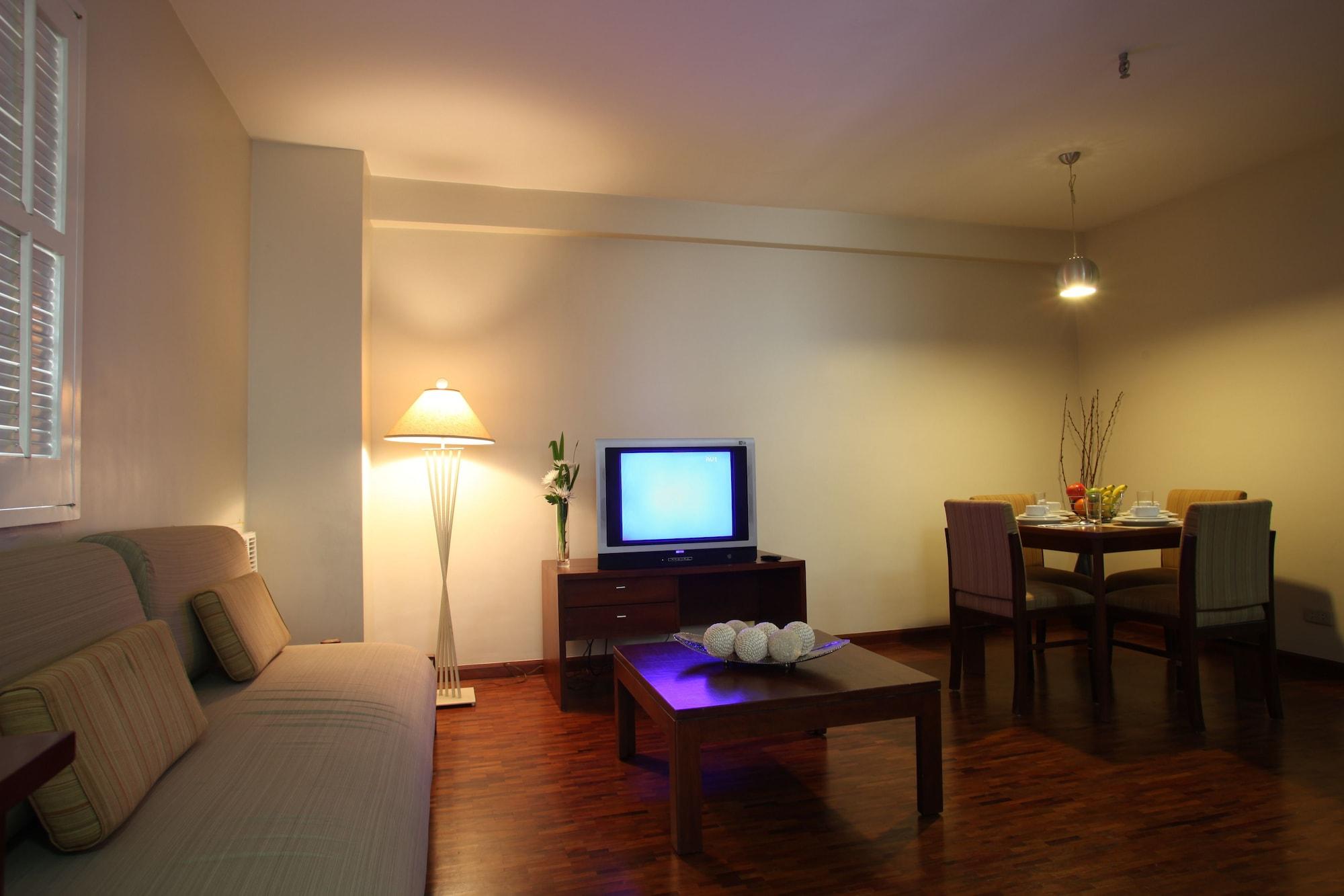 Amorsolo Mansion Hotel Makati City Bagian luar foto