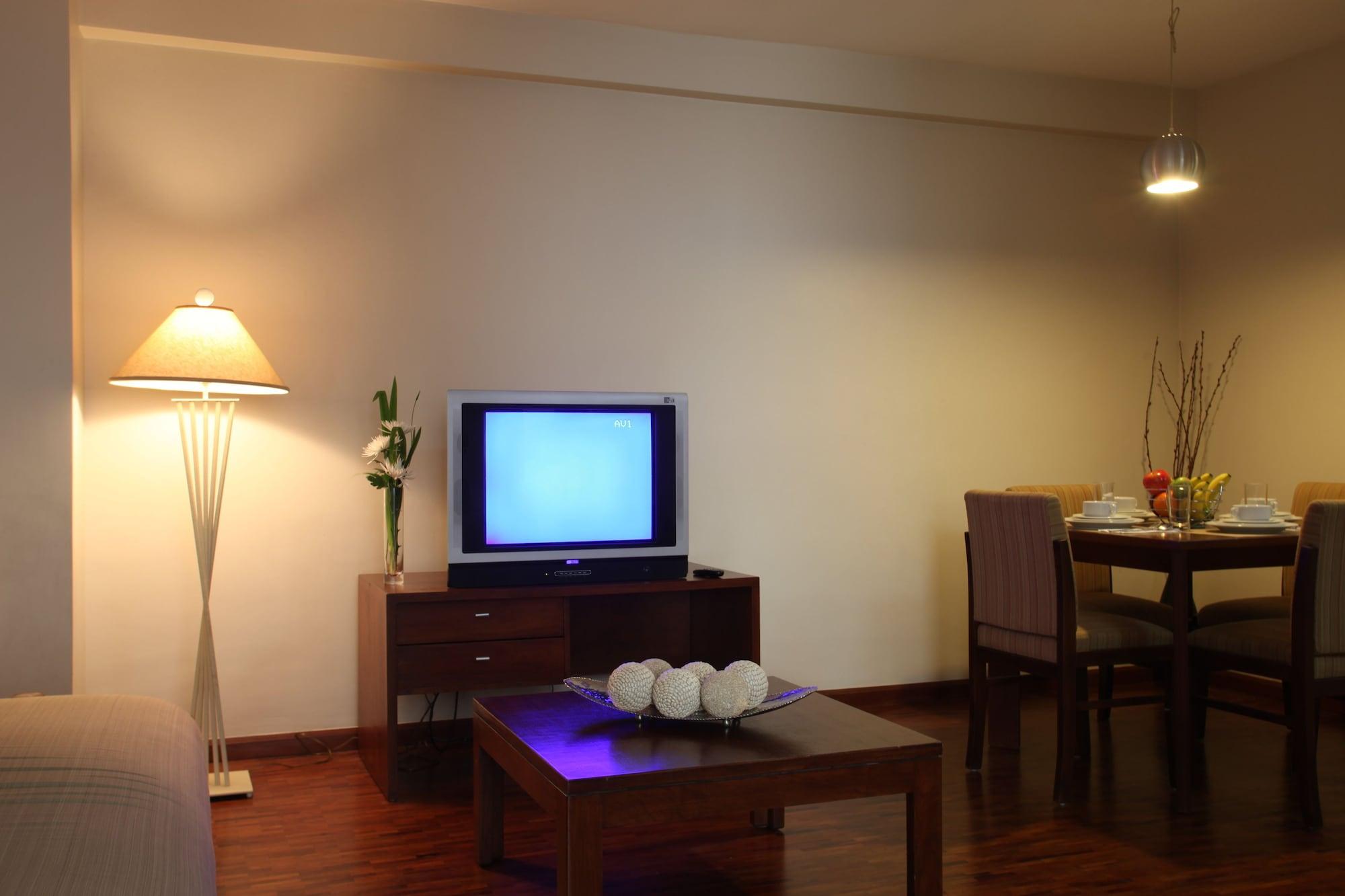Amorsolo Mansion Hotel Makati City Bagian luar foto