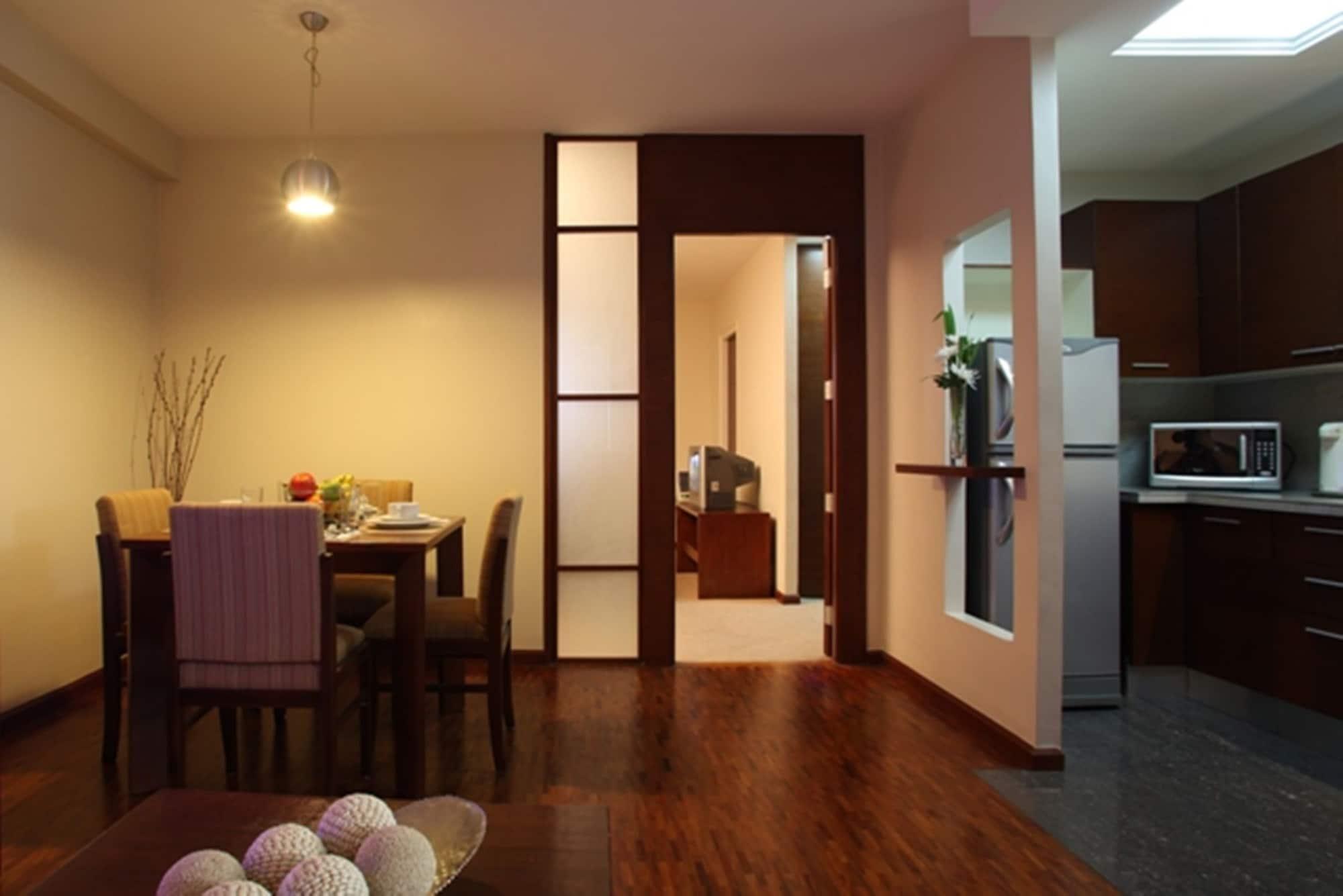 Amorsolo Mansion Hotel Makati City Bagian luar foto
