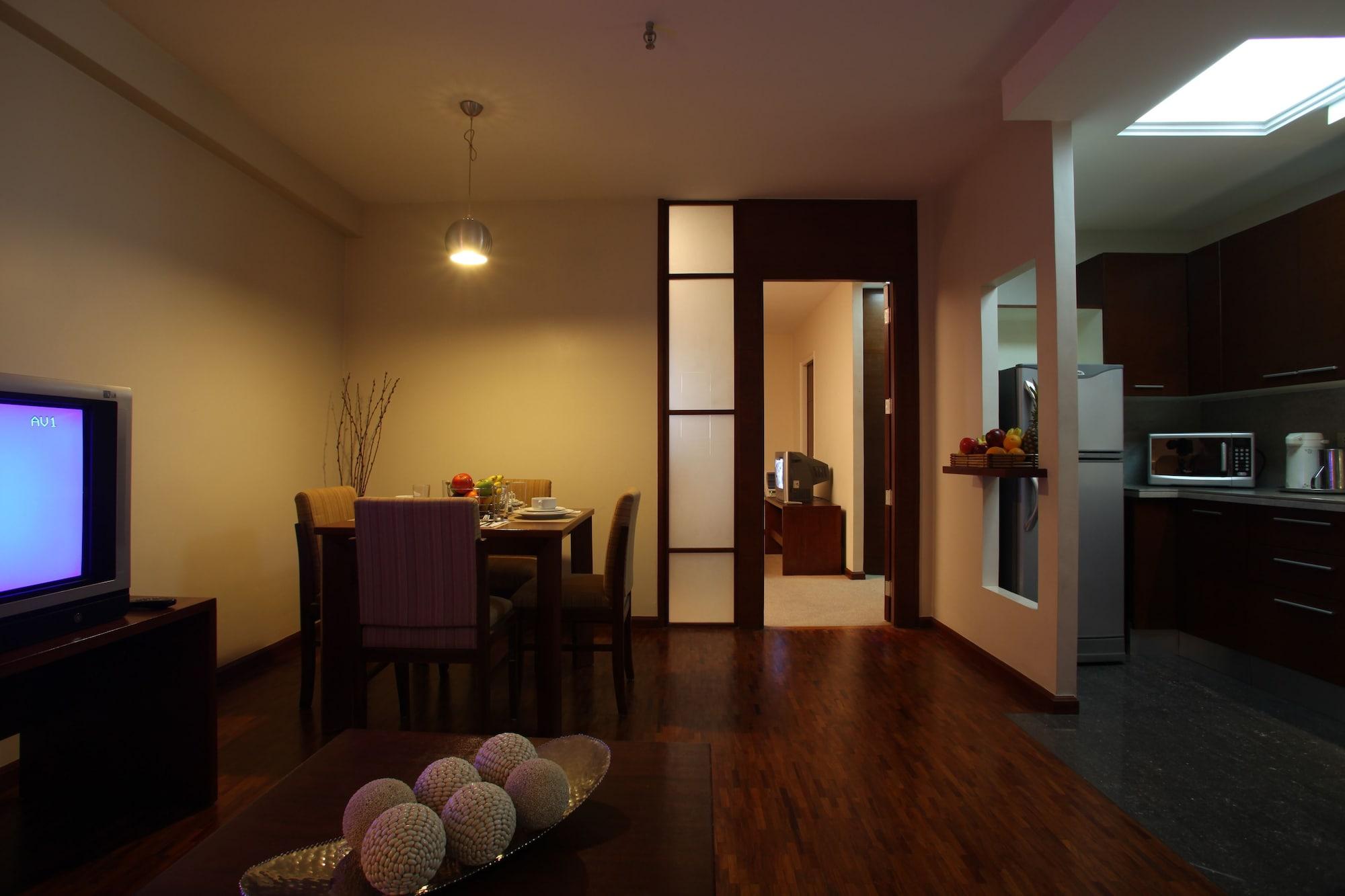 Amorsolo Mansion Hotel Makati City Bagian luar foto